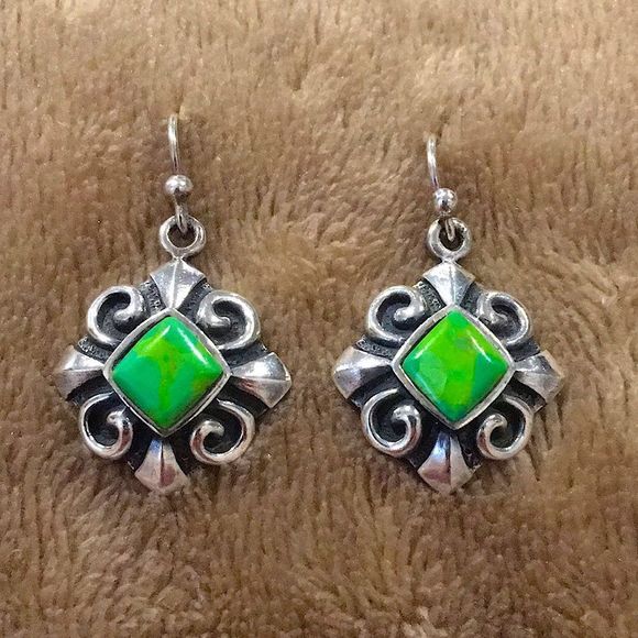 Vintage BARSE Green Turquoise Sterling Silver Earrings - Picture 2 of 4
